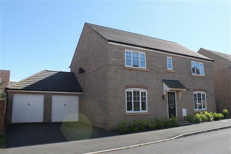 4 bed detached in Bristol