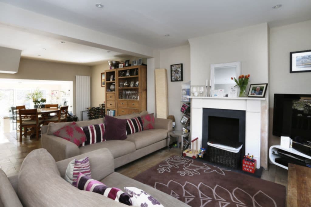 4 bed terraced in London