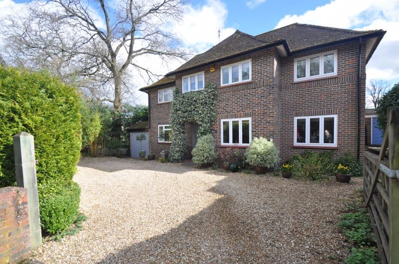 4 bed detached in Blackwater