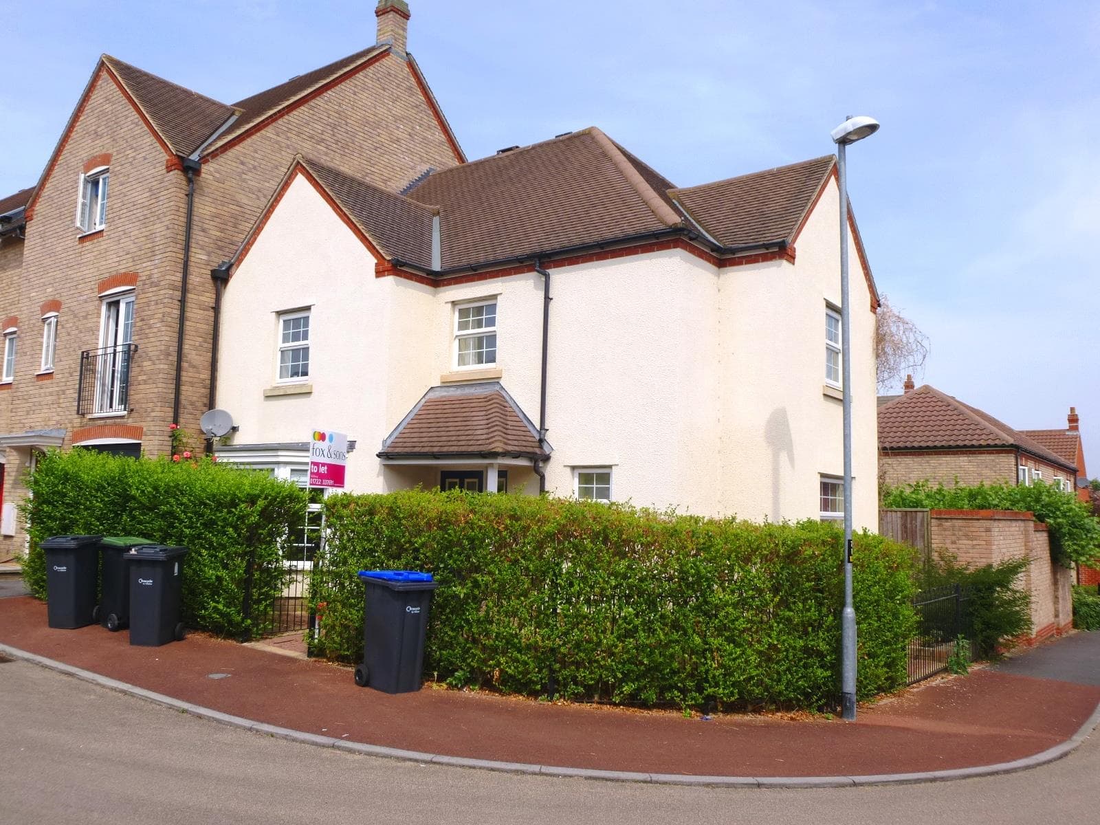 3 bed semi detached in Burcombe