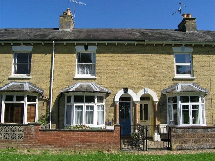 3 bed semi detached in Rusthall