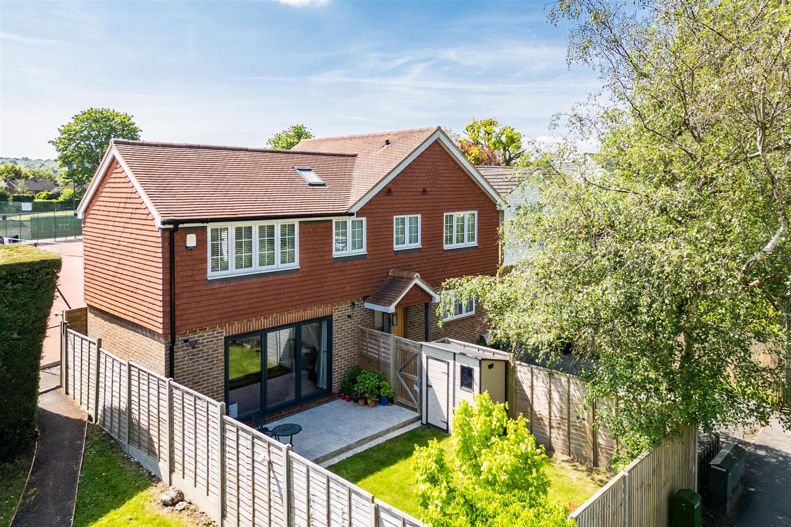 4 bed detached in Bletchingley