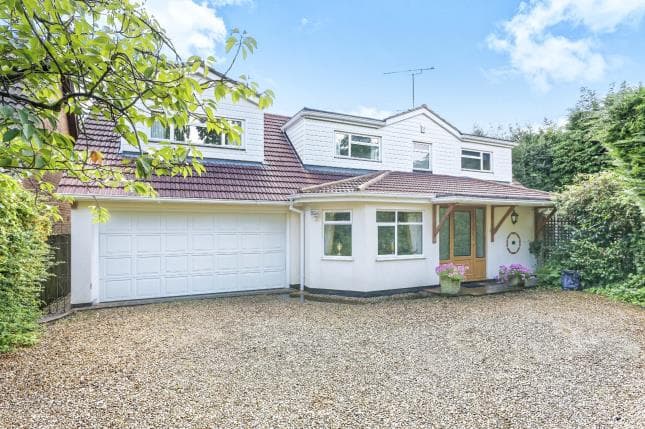 4 bed detached in Lightwater