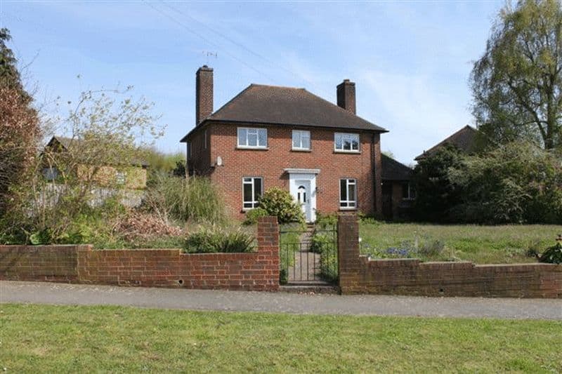3 bed detached in Featherbed Lane