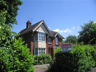 3 bed detached in Burstow