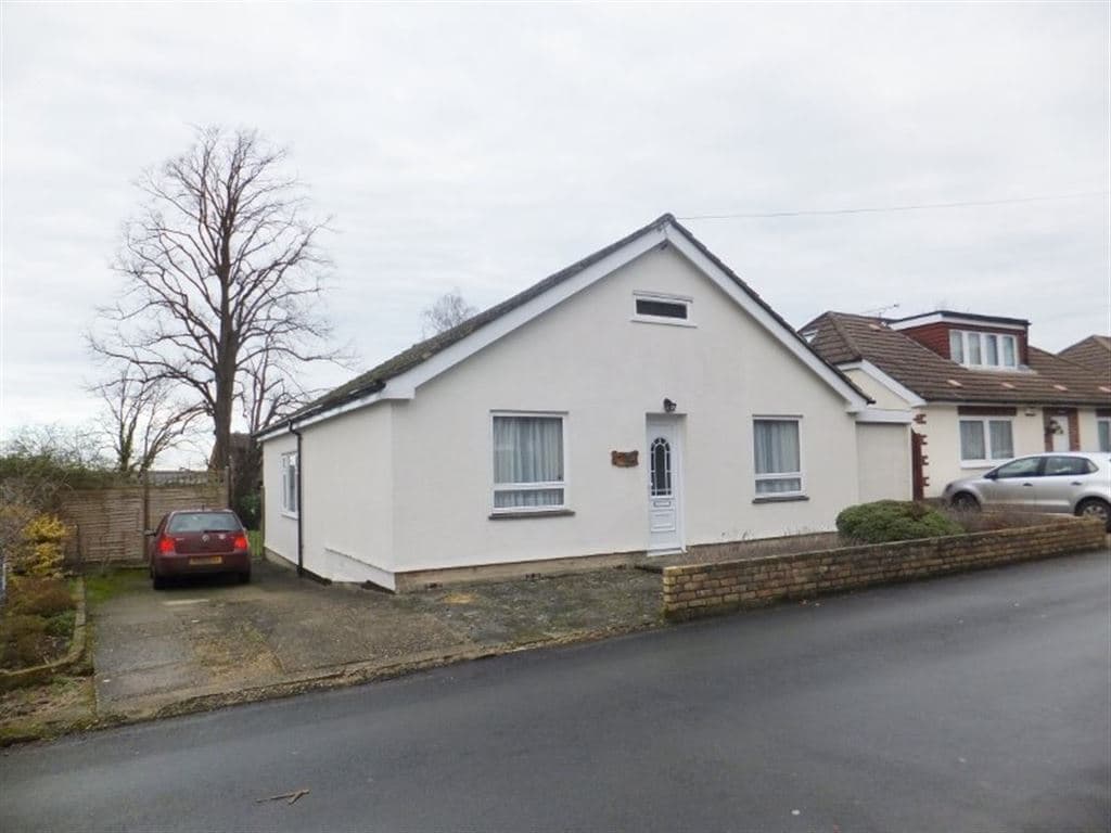 4 bed detached in Chipstead